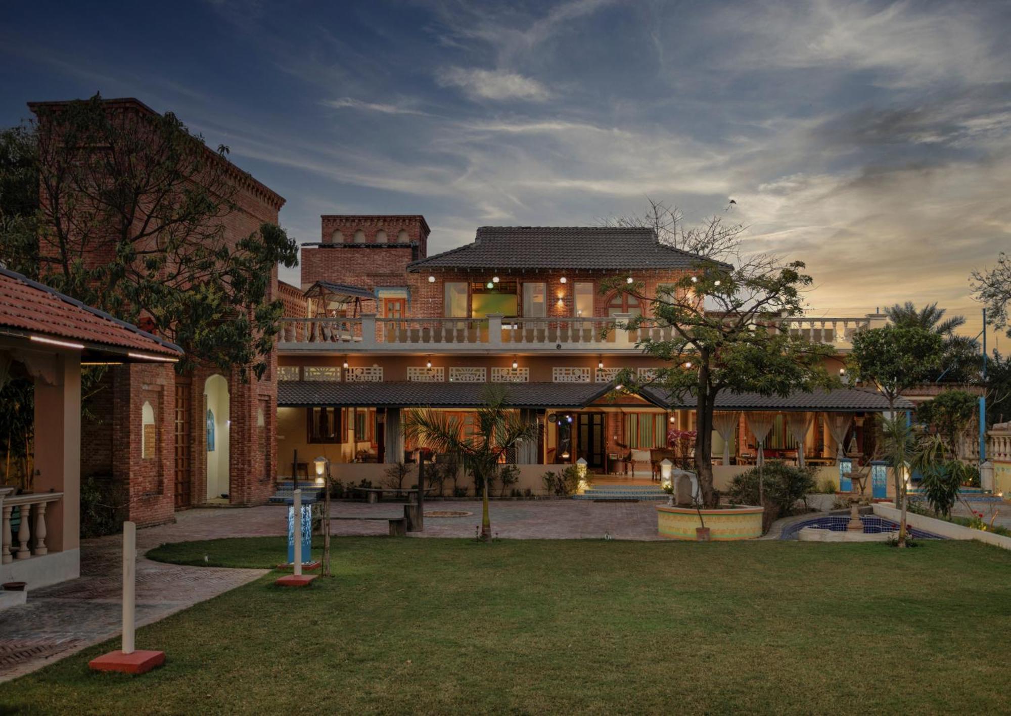 Namaste Dwaar - The Gateway To Rural India Hotel Khatauli Ngoại thất bức ảnh