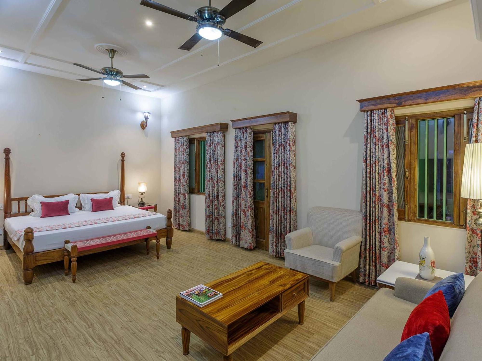 Namaste Dwaar - The Gateway To Rural India Hotel Khatauli Ngoại thất bức ảnh