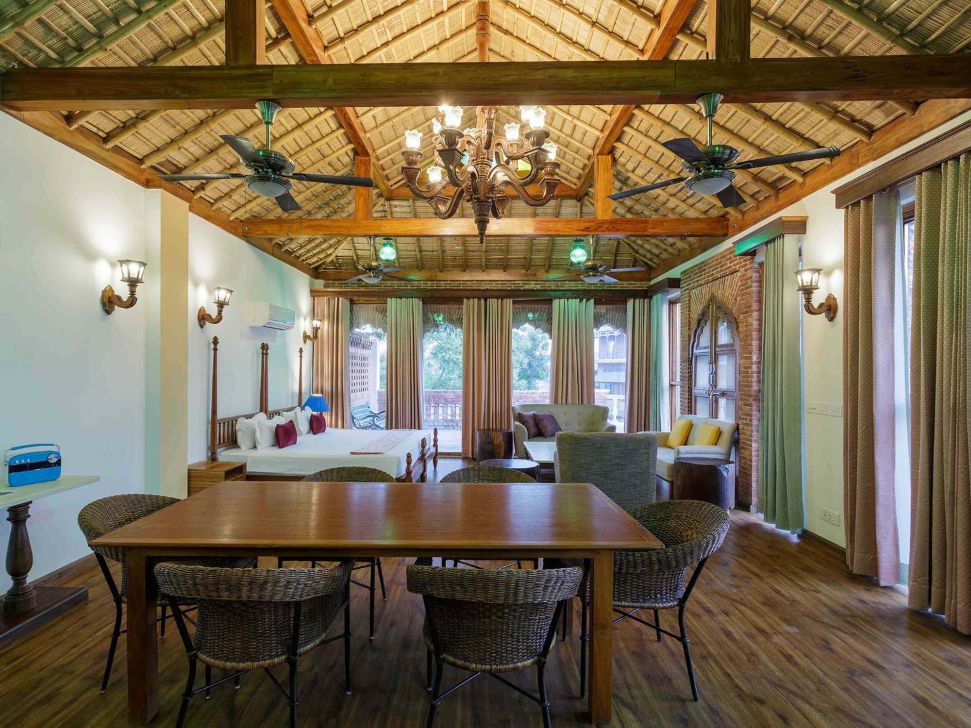 Namaste Dwaar - The Gateway To Rural India Hotel Khatauli Ngoại thất bức ảnh